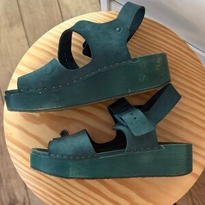 Bryr URSI Dark Green Leather Platform Clog Sandals
